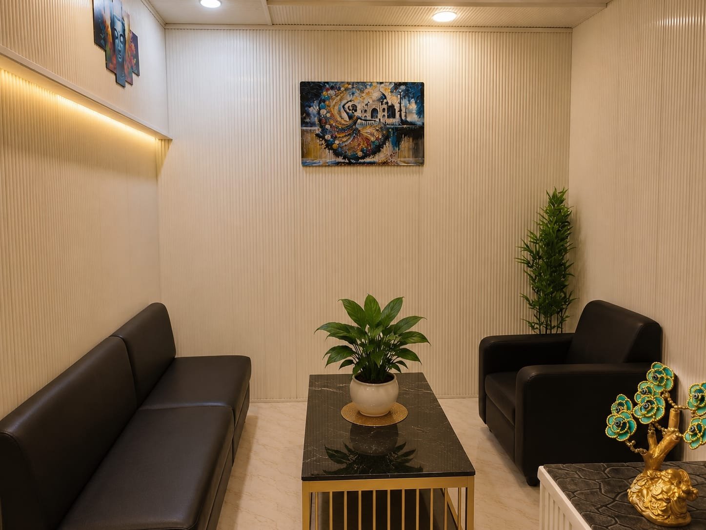 Luxe Spa treatment room